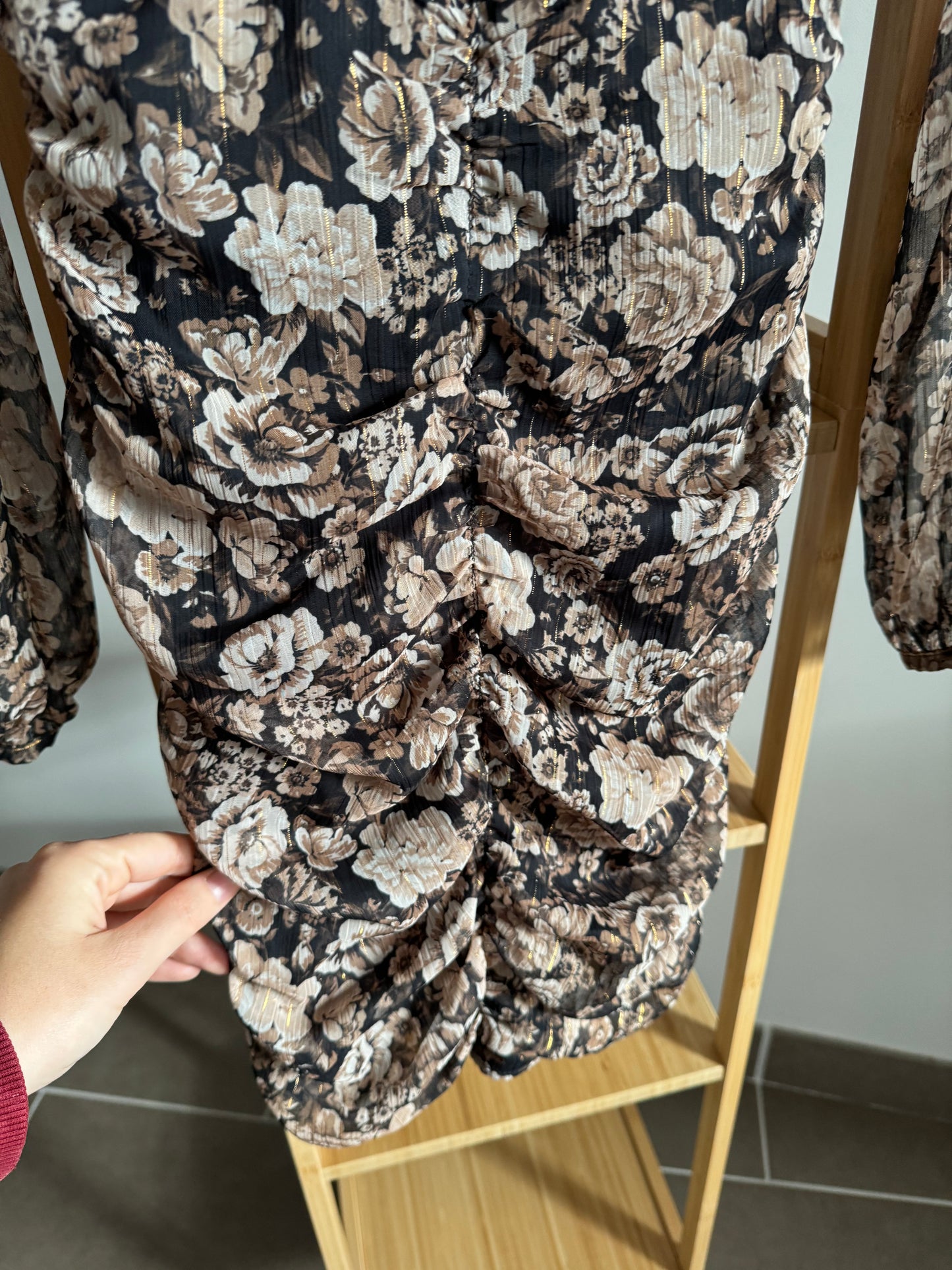 Robe Zara motifs fleuris nudes transparente Taille XS