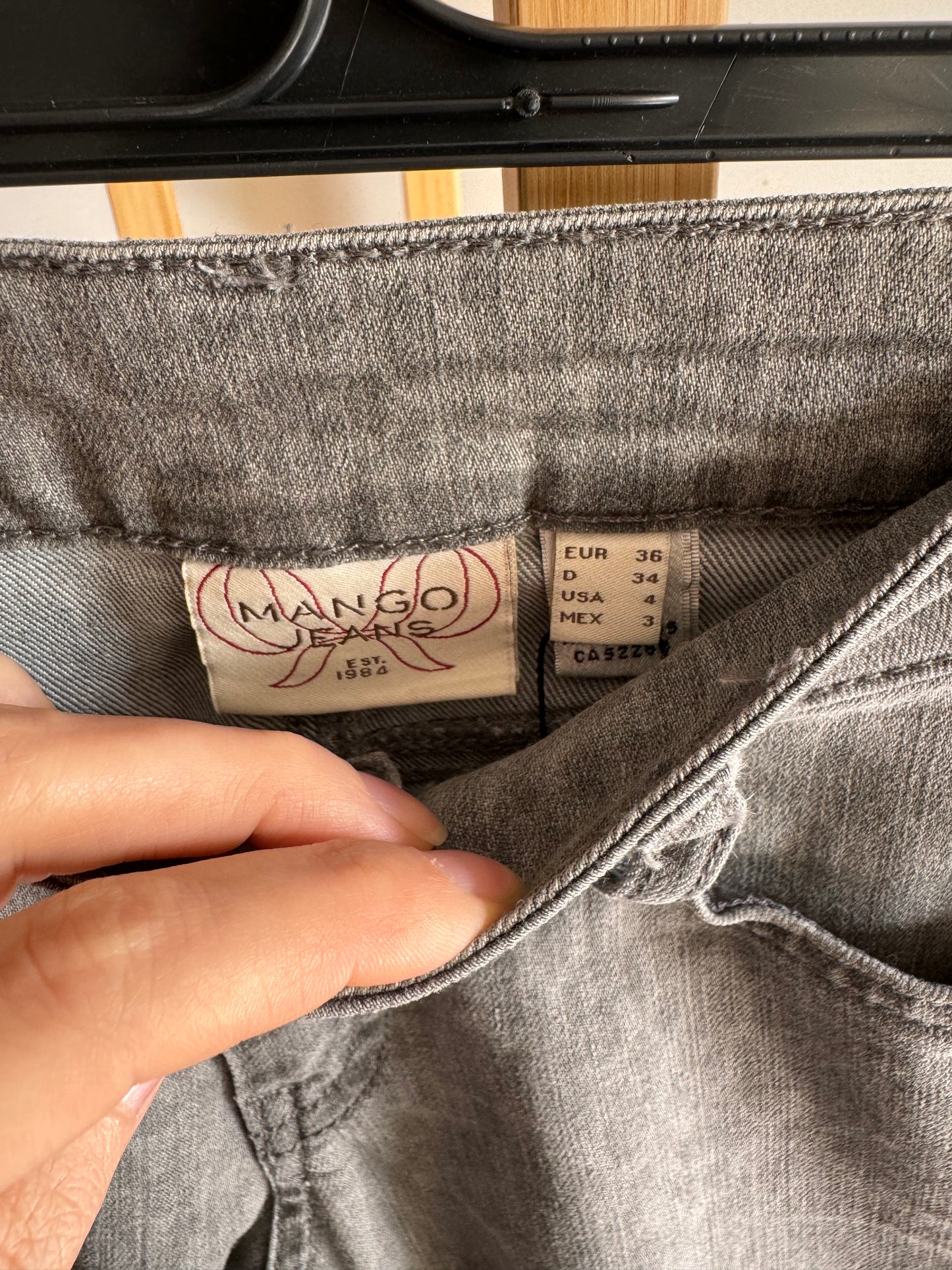 Jeans Mango gris moucheté Taille 36