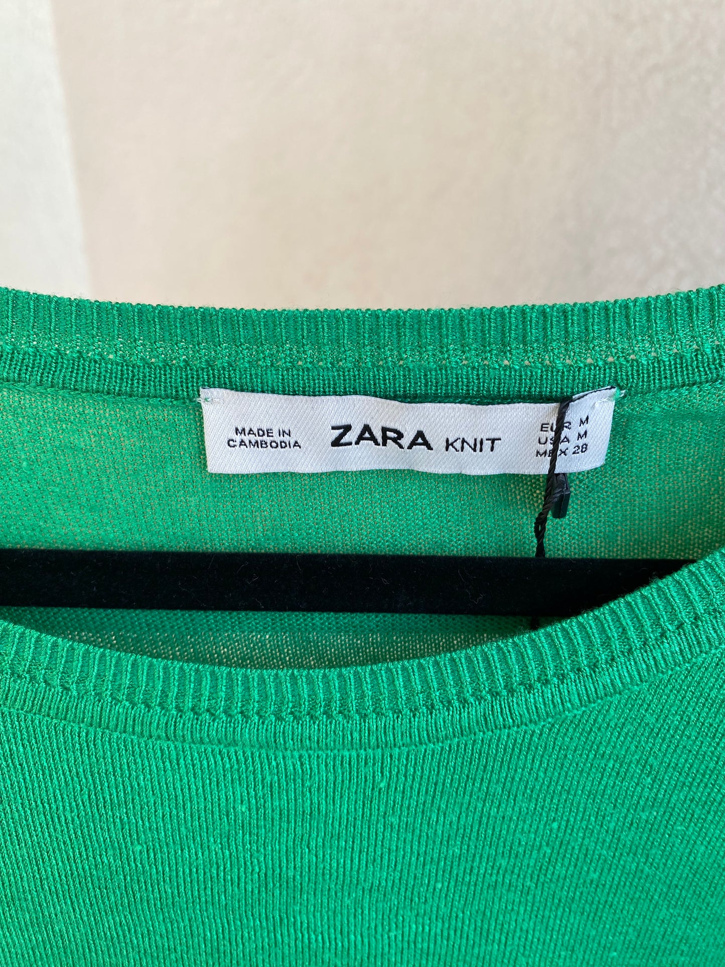 Pull fin Zara vert Taille M