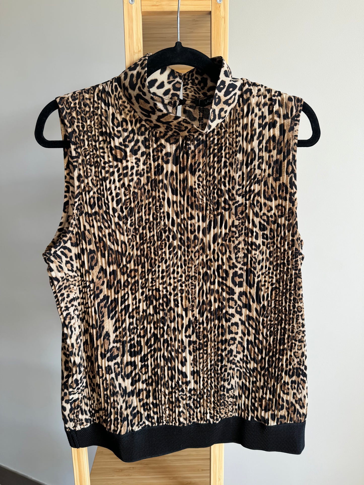 Blouse Lauren Vidal léopard neuf Taille L